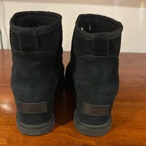 UGG Wedge Ankle Boot. Black. Women’s Size 8. EXCELLENT condition.